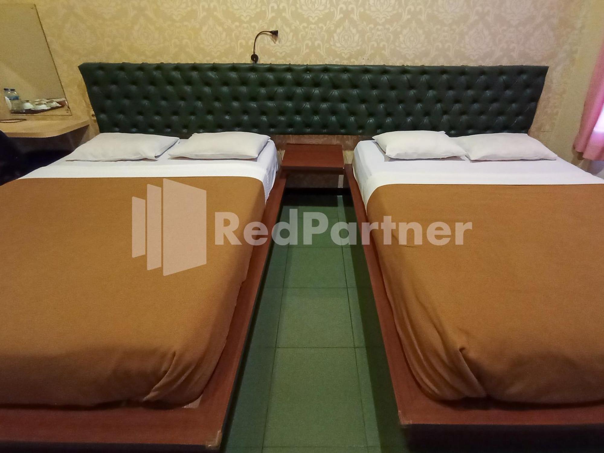 Nillo Hotel Kebumen Mitra Reddoorz Exterior foto
